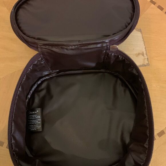 Calvin Klein Obsession Bronze Brown Round Zippered Makeup Travel Bag 100% Nylon - Picture 10 of 10